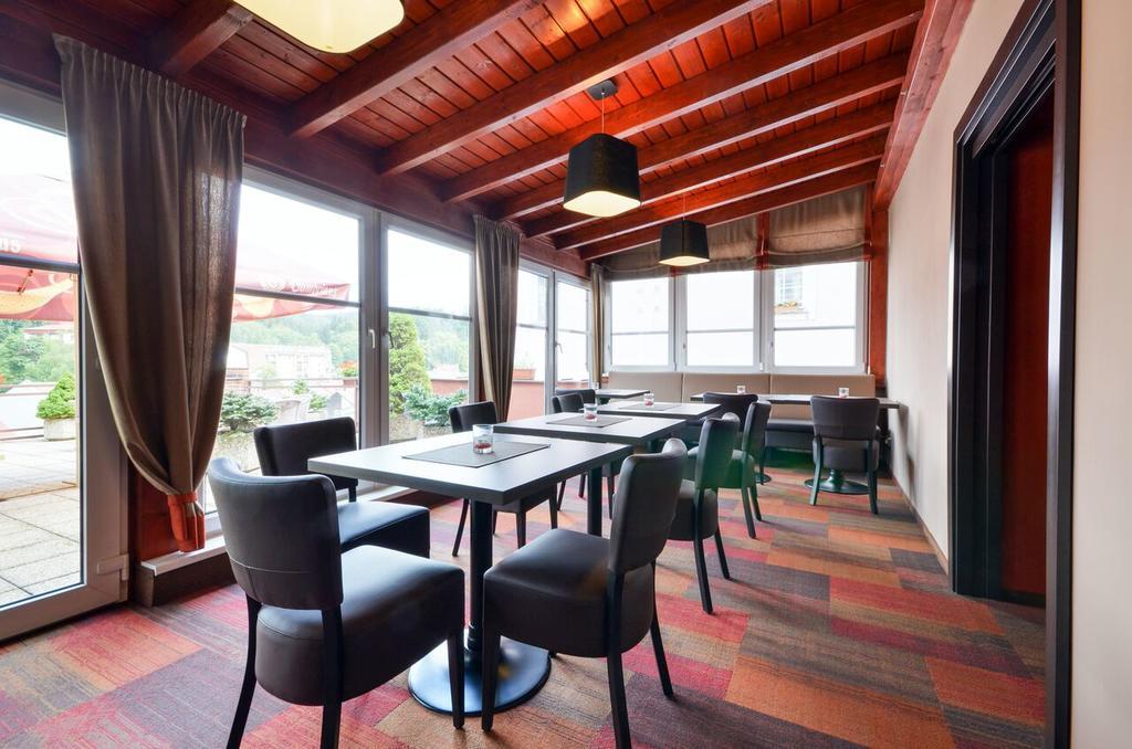 Hotel Filipinum Jablonne nad Orlici Екстер'єр фото